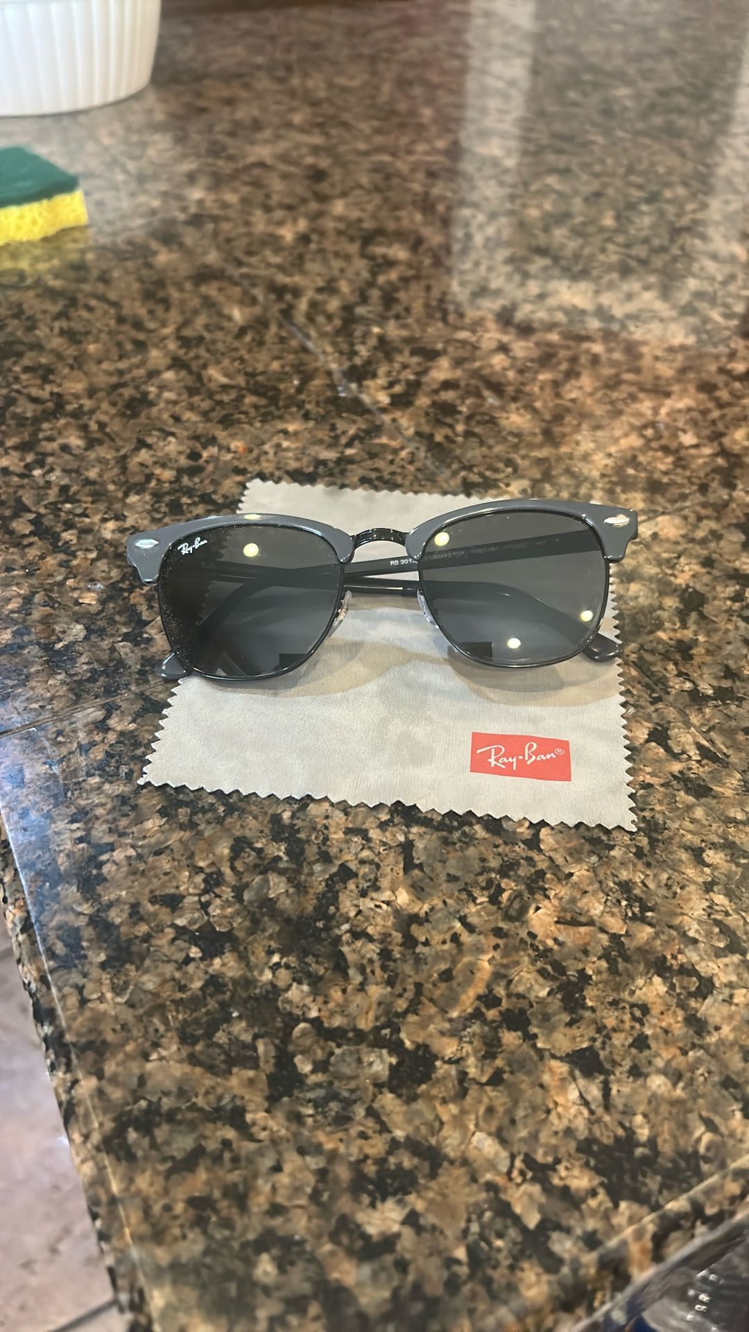 Ray-Bans Sunglasses