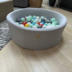 Ball Pit 