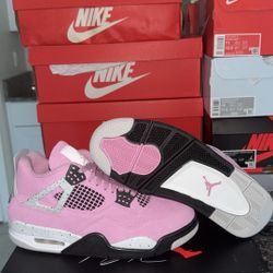 Jordan Retro  4 “Pink Orchid”