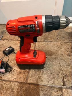 BLACK+DECKER  Drill