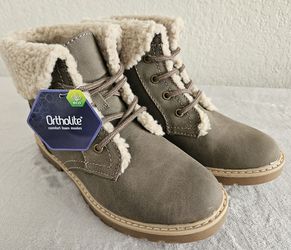 **New: Women’s Sonoma lowtop Boots**