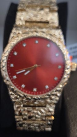 27-Brandnew 40mm Red face Gold nugget band watch.