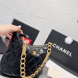 Hobo Statement Chanel Bag