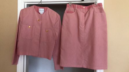 Women’s Suit By Doncaster