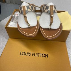 Louis Vuitton Flats Women’s 