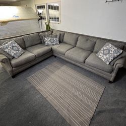 Sectional Couch Sofa—FREE DELIVERY!!