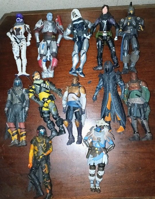 12 Action Figures All For. $25.00(Pending)