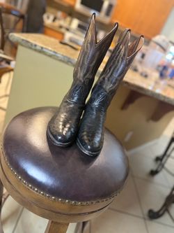 Ostrich cowboys boots