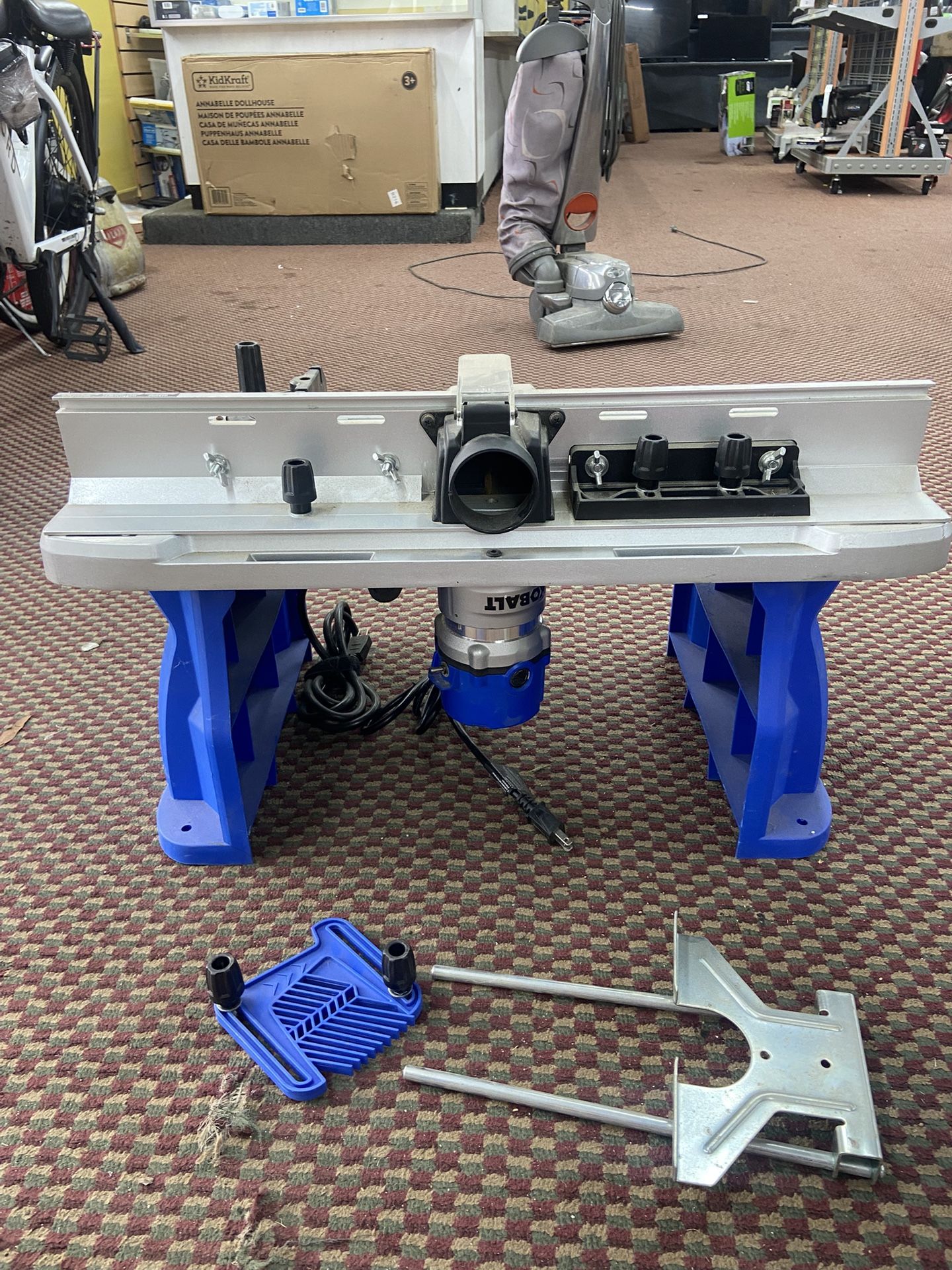 Kobalt 1/2” & 1/4” Fixes Router With Table 