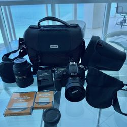 Nikon D7000 DSLR Camera Bundle-Great Condition $650