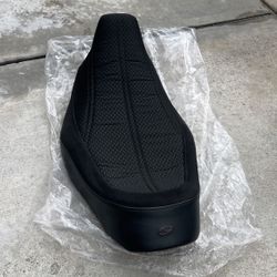 Street Glide Seat