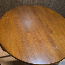 Solid Wood Table With Chairs 