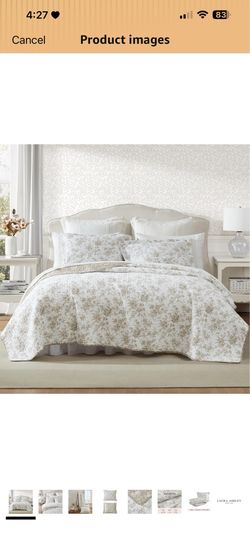 Laura Ashley – Queen Quilt Set, Soft Bedding with Matching Shams, Medium Weight, Reversible Floral Room Decor, College Dorm Room Essentials (Walled Ga