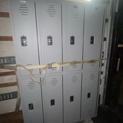 Personal Lockers 