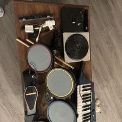 Rockband 1, 2, 3, The Beatles + Console! [WII]