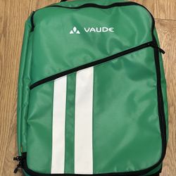VAUDE Rotuma 35L duffle bag green