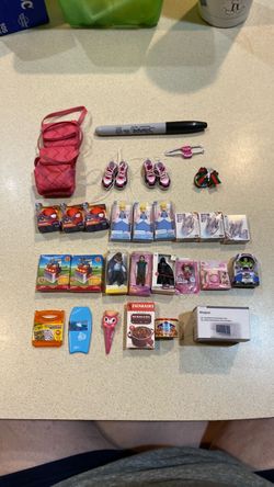 Mini brands
