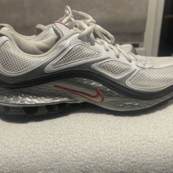 Nike Reax Run 5 Shoes Size 10