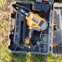 DeWalt Framing Gun 20v