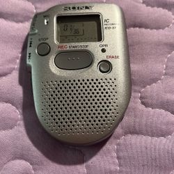 VINTAGE SONY DIGITAL IC VOICE RECORDER