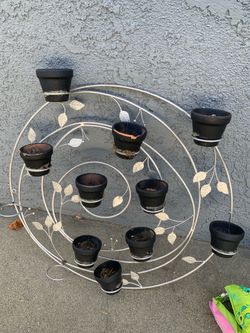 Decorative plant holder