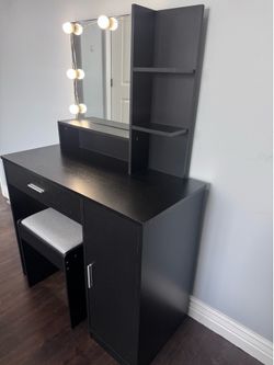 Black bed, vanity, and desk chair 🖤