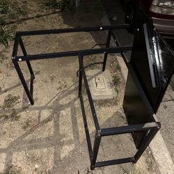 FREE CURB ALERT DESK