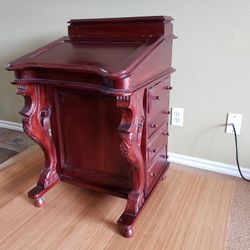 Davenport Style Captian's Desk