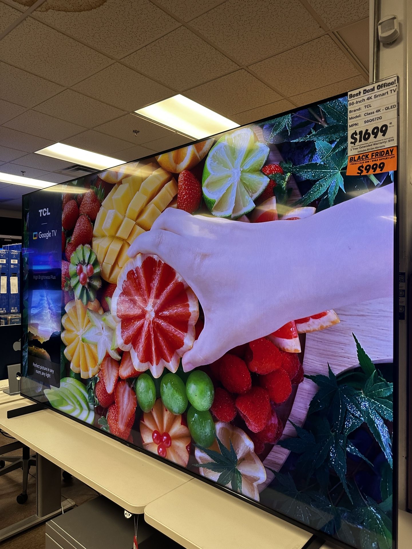 BLACK FRIDAY 98β TCL 4K QLED Smart TV (Class 4K β QLED)