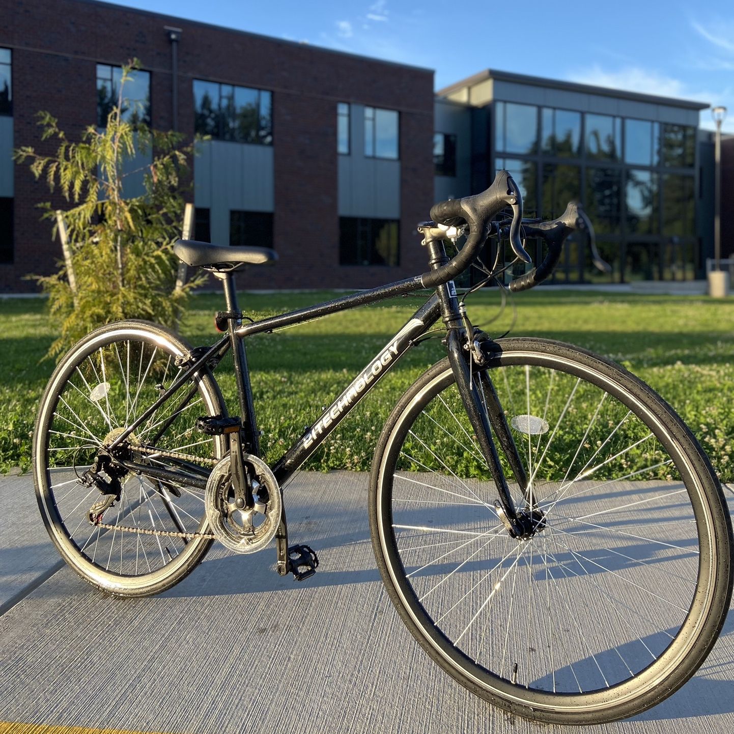 Bike “21Technology” Road 28 Inch Aluminium Bicycle For Sale 700c 