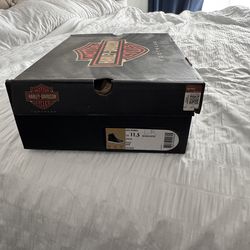 New in Box Size 11.5 MEN'S HOLTMAN WATERPROOF RIDING SHOES