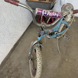 Girls bike