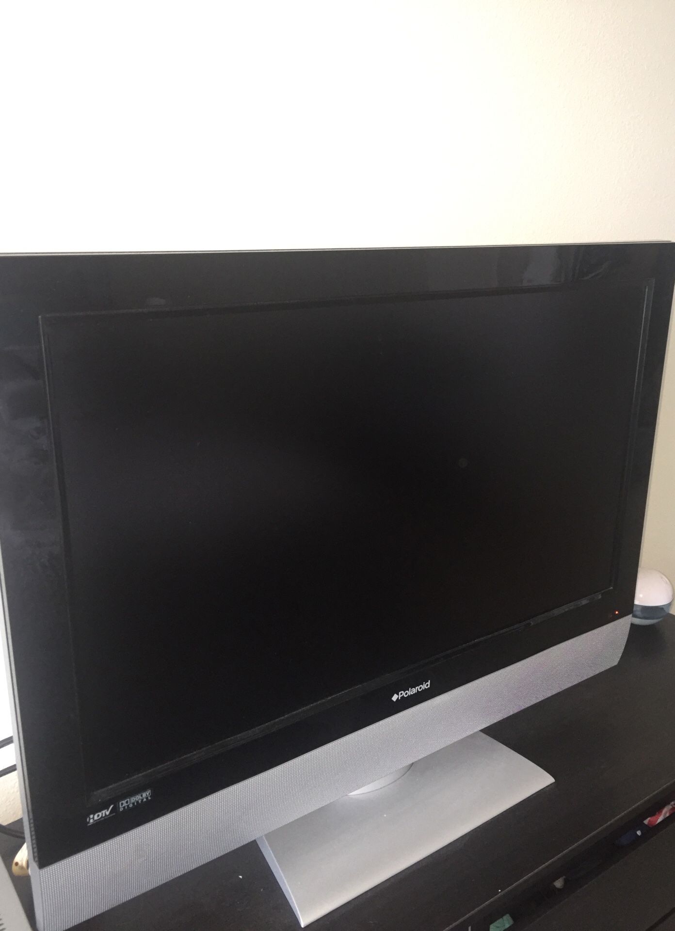27 inch TV. Must sell today. Priced low to sell for Sale in Clinton