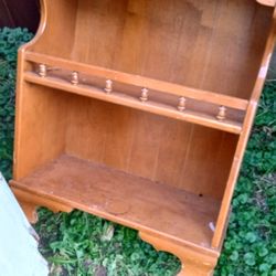 Table Shelf Good Condition 23"Across $10.00
