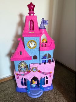 Little People Disney Princess light up and  Songs Palace