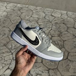 Air Jordan Retro 1 Low " Dior "