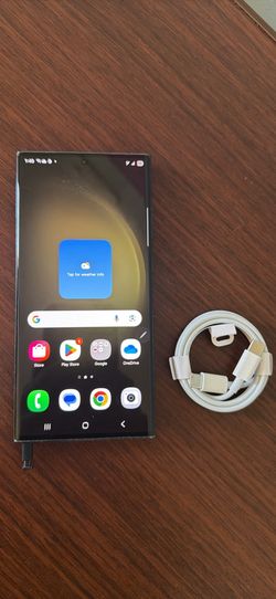 Samsung Galaxy S23 Ultra 5g. Like New And Unlocked!