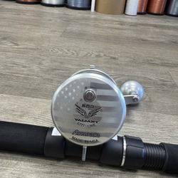 Brand NEW Accurate Valiant 2 Fishing Reel (Silver US Flag) Combos
