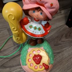 Strawberry Shortcake Phone Untested