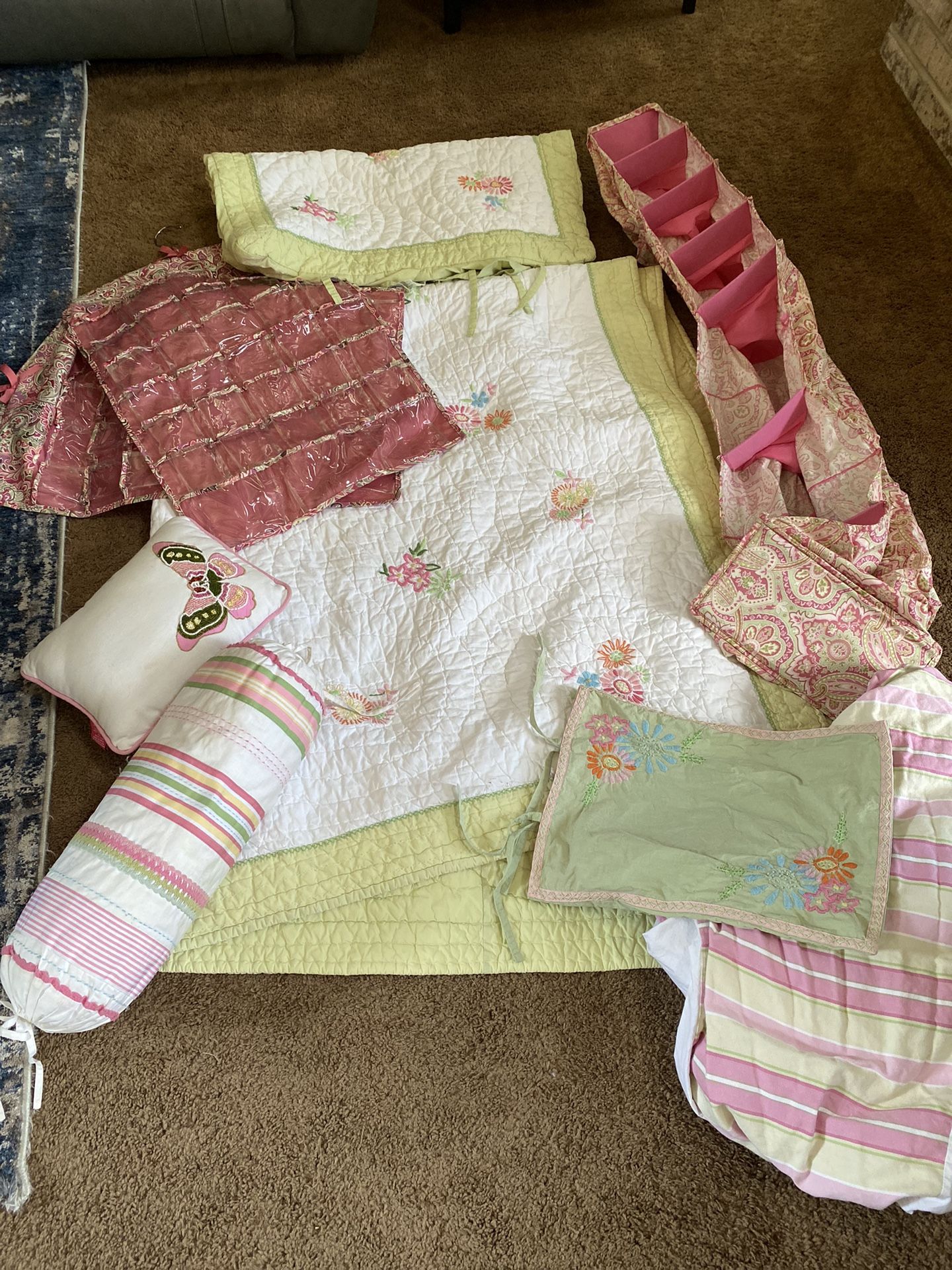 Pottery Barn Kids Bedding Set