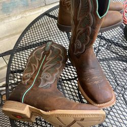 Boots Size 10