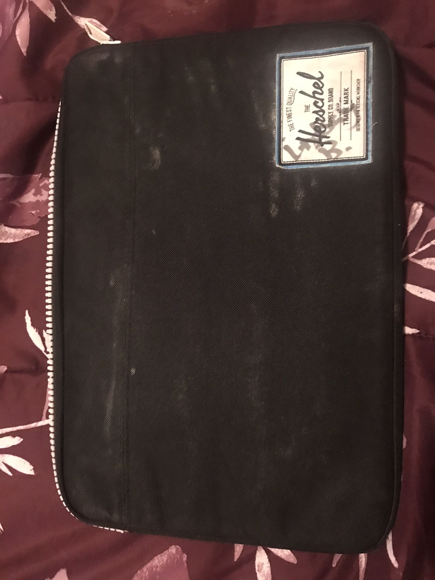 Black Herschel Laptop Case
