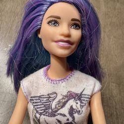 Barbie with tote bag 