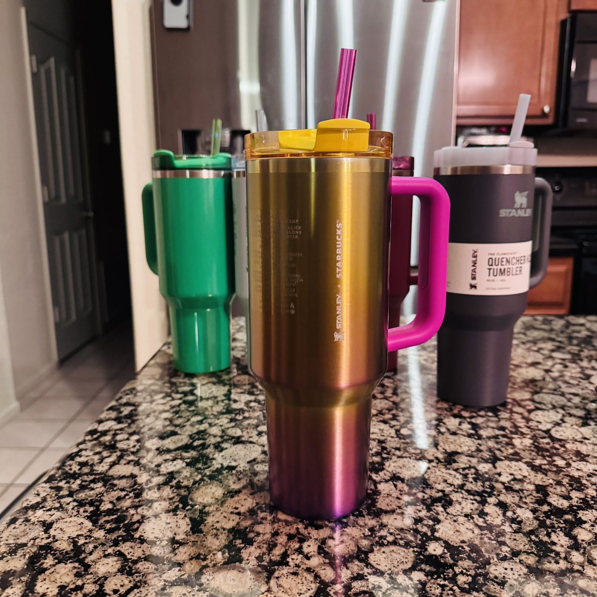 New 40oz Stanley Starbucks Tumbler - Iridescent Yellow Pink