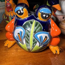 Ceramic  Small Frog Pot Mexican Style 