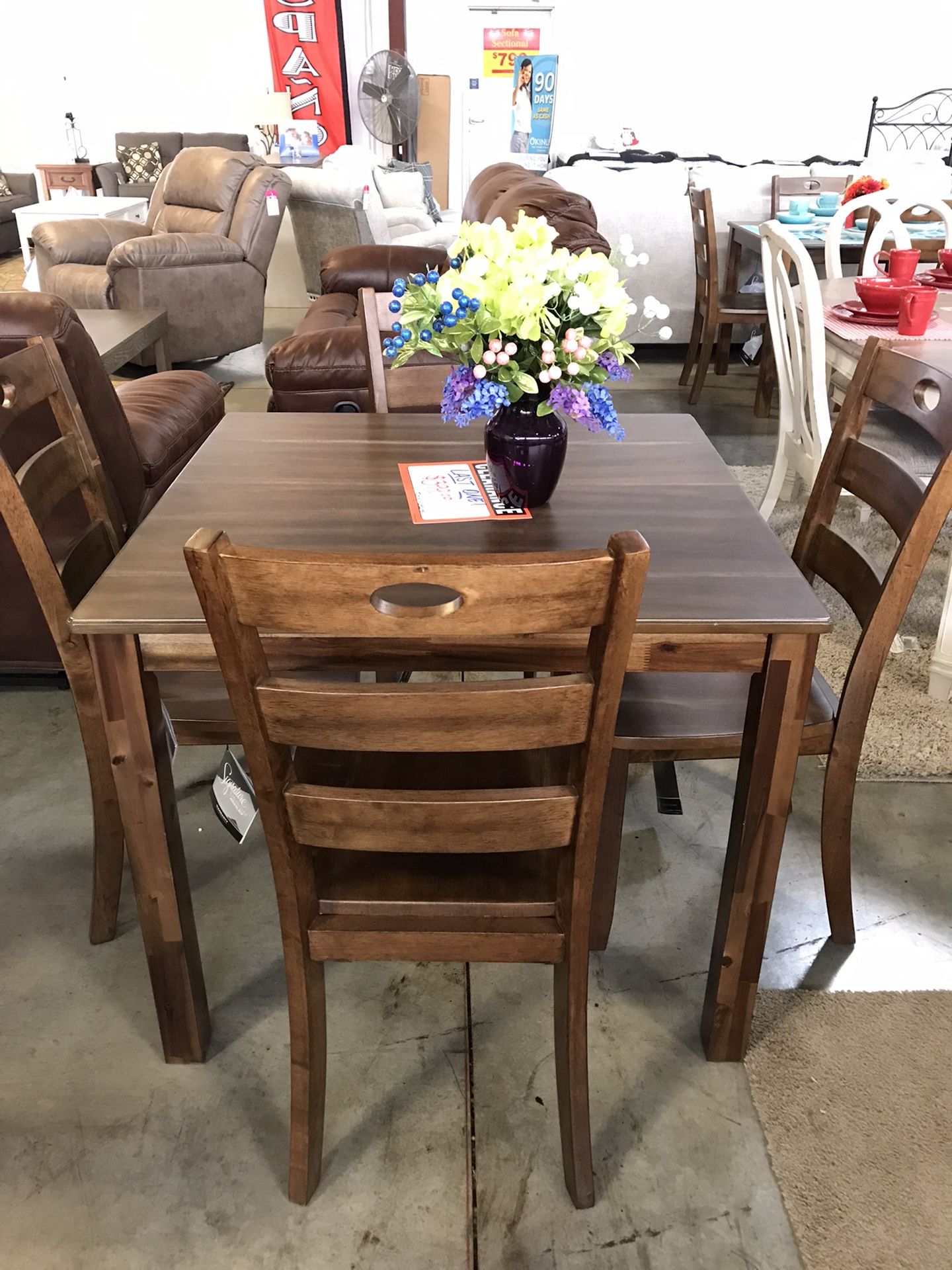 🆑EARANCE New Dining Table & 4 Chairs $399
