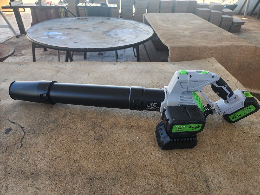 Leaf Blower