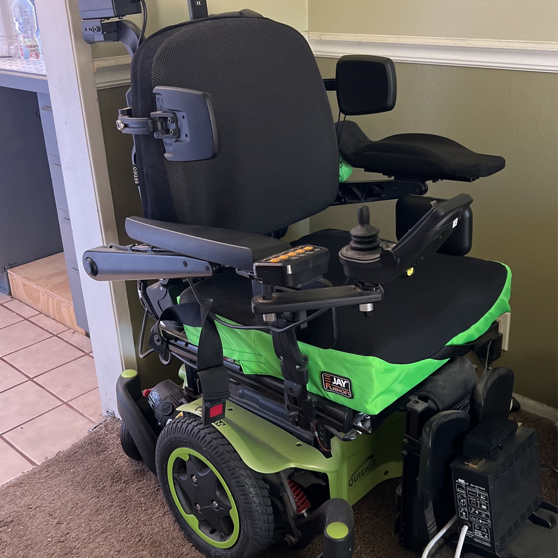 Mobile Electric Powered Wheelchair(quickie) for Sale in Corona, CA