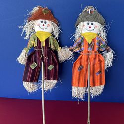 (2) Scarecrows on a Stick / Yard Decor “Fall / Autumn” Halloween / Thanksgiving
