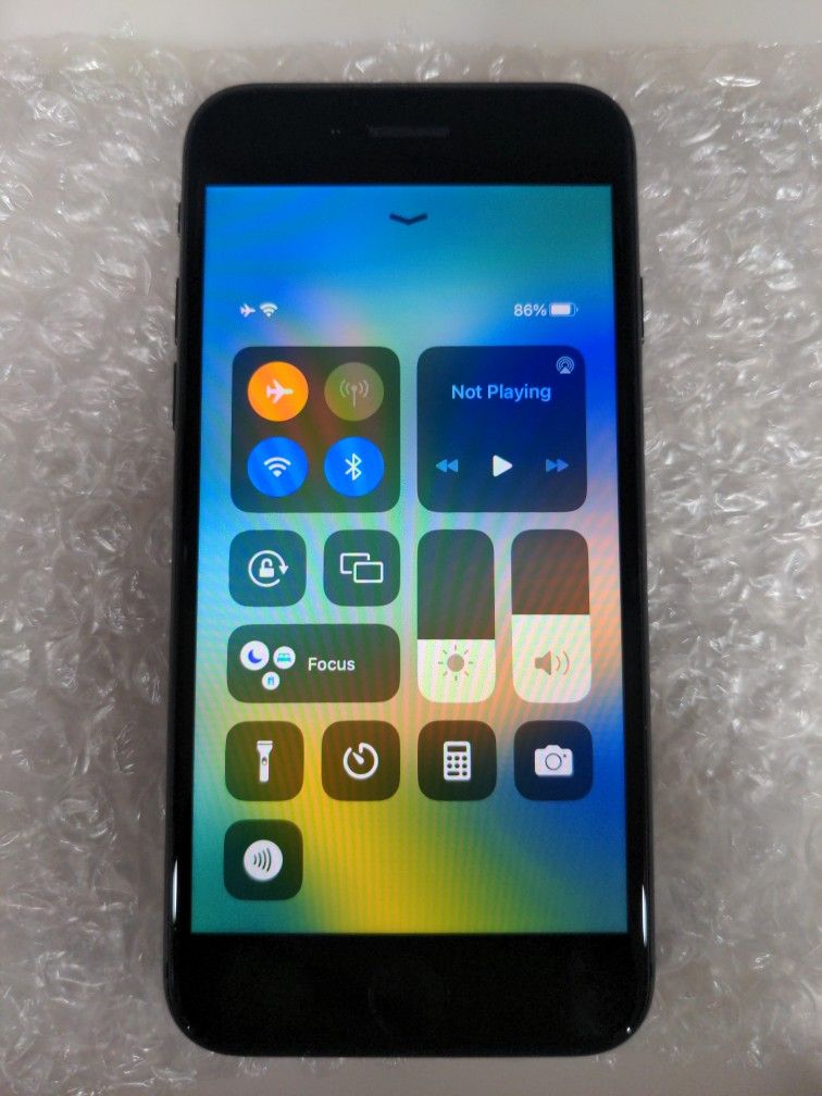iPhone 8 64GB Unlocked Excellent Condition T-Mobile ATT MetroPCS Verizon